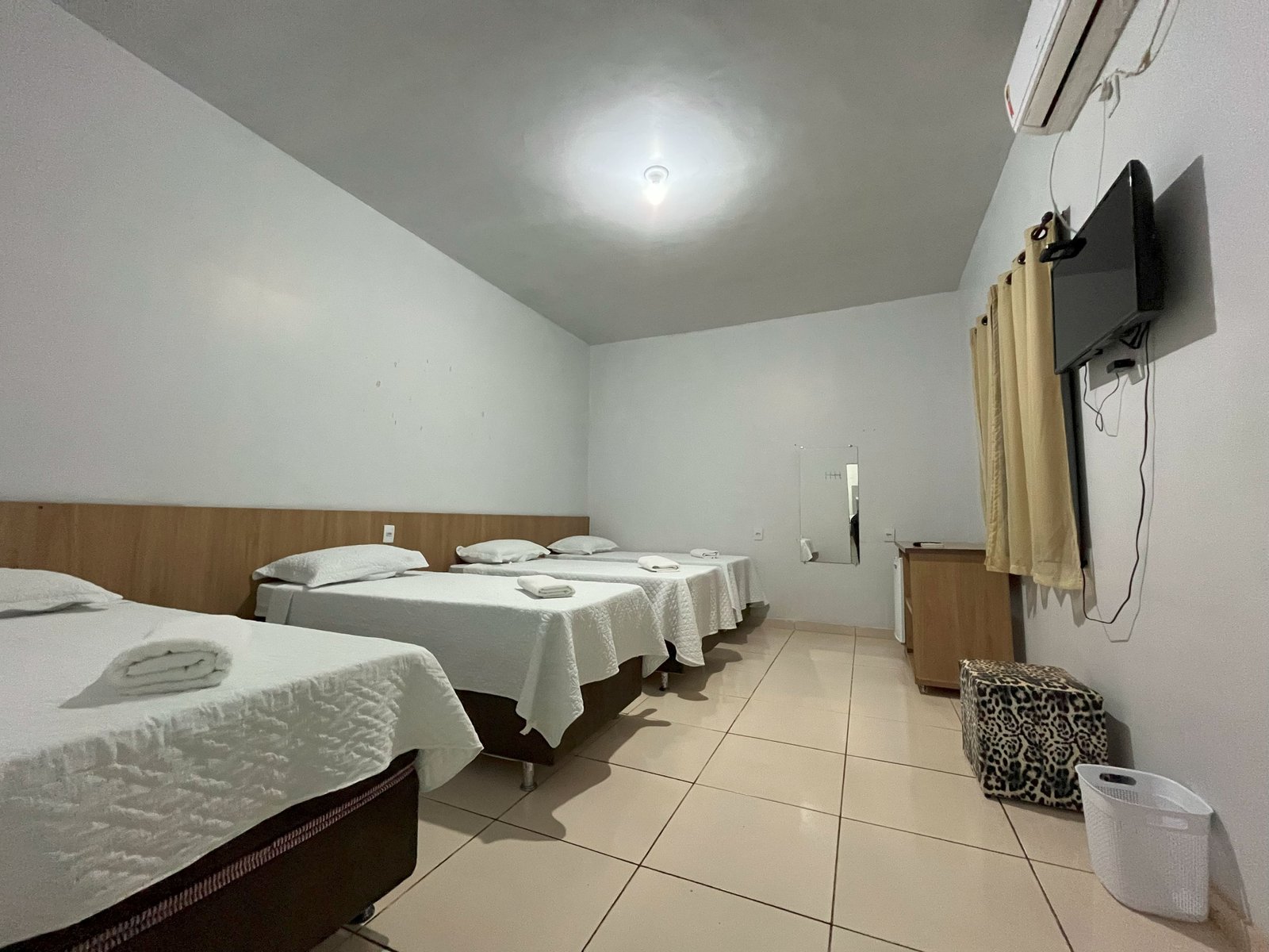 room1 